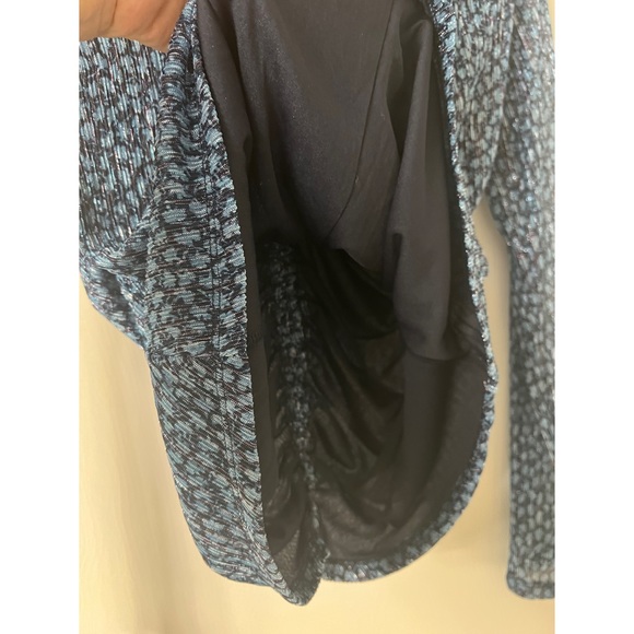 Michael Kors Ruched Front Top in Blueberry Size Large - Picture 7 of 7